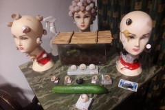 Snek-na-prkne-vystava-v-kavarne-Lucerna-2